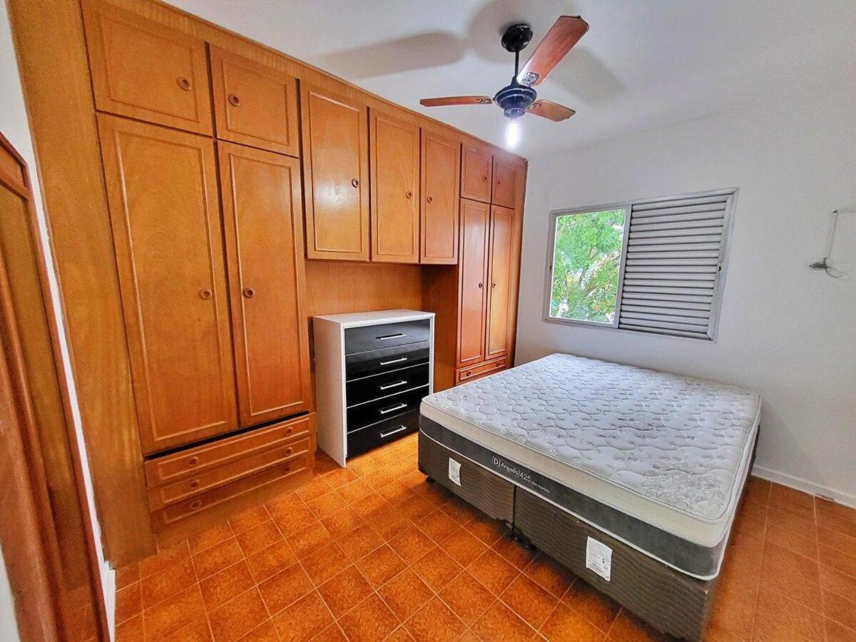 Ap 02 Dorms - Enseada - Com Sacada, Ar-Cond, Wi-Fi, 01 Vaga, Lado Praia Гуаружа Экстерьер фото