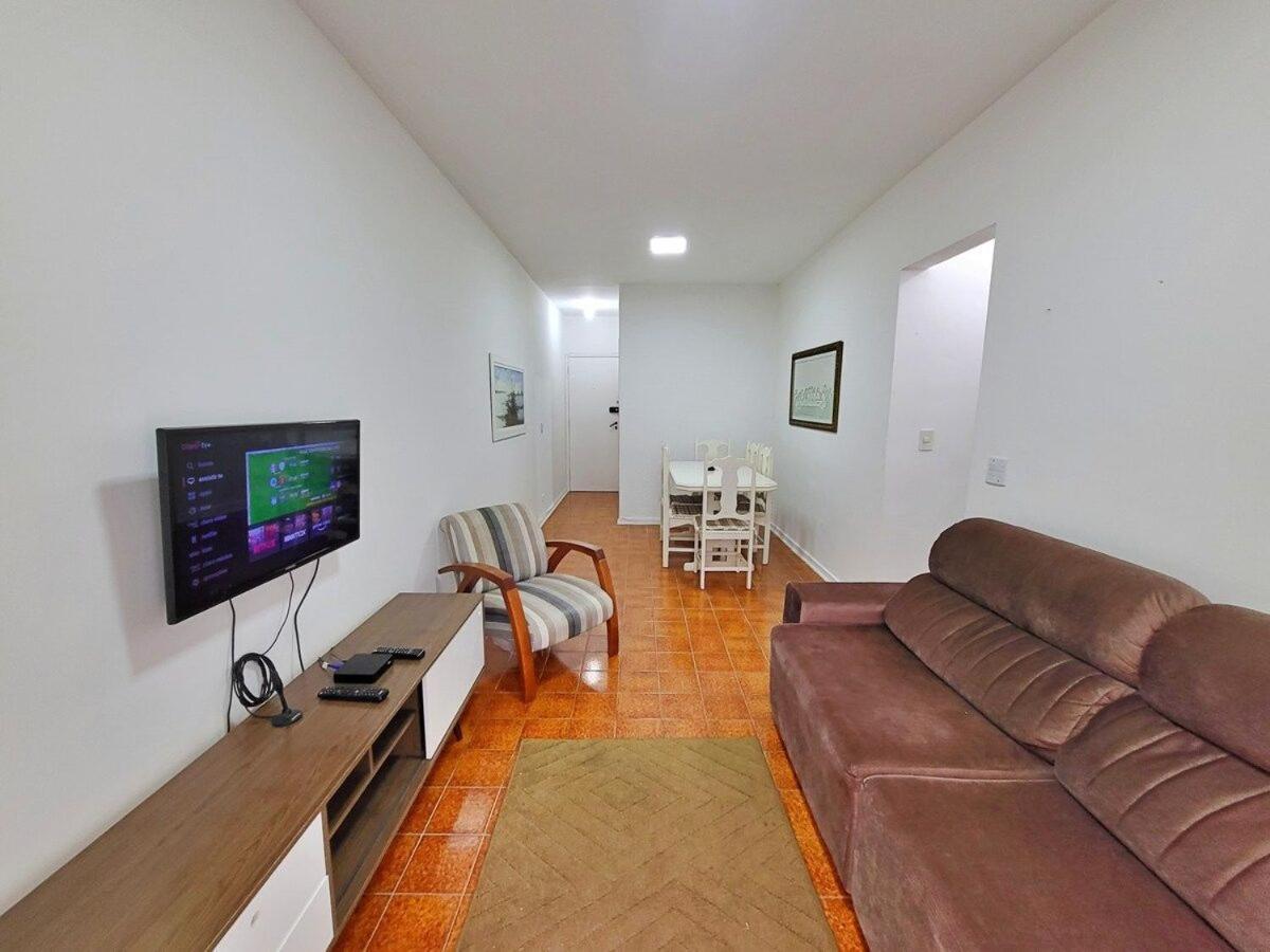 Ap 02 Dorms - Enseada - Com Sacada, Ar-Cond, Wi-Fi, 01 Vaga, Lado Praia Гуаружа Экстерьер фото